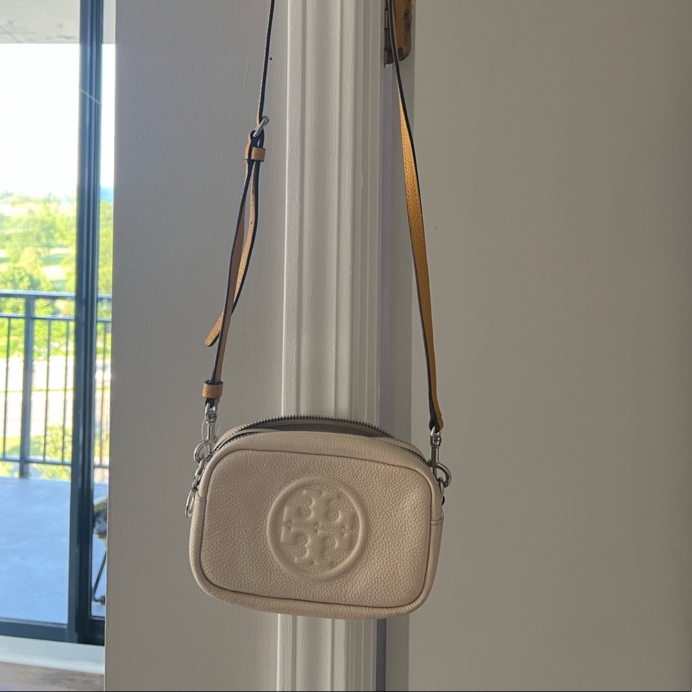 BRAND NEW Tory Burch crossbody bag